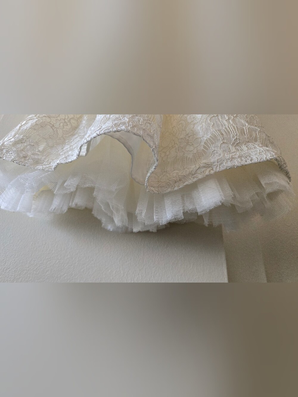 American Princess Ivory Lace Dress with Gold Beaded Waistband 18m Fits Like 12m - Picture 3 of 6
